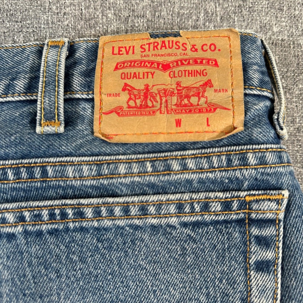 Levis 516 Slim Fit Straight Leg Jeans Mens 36x30 Blue Denim Vintage Made Canada - Picture 9 of 10